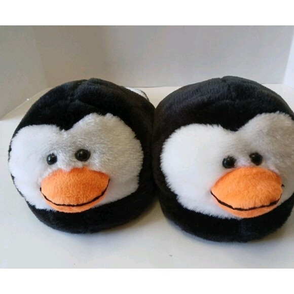 Areopostale Fuzzy Penguin Slippers Medium 7-8/Black, White,Orange/Slip-on CUTE - Picture 1 of 16